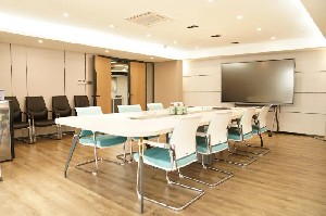 杭(hang)機股份(fèn)總部辦(bàn)公環境(jing)