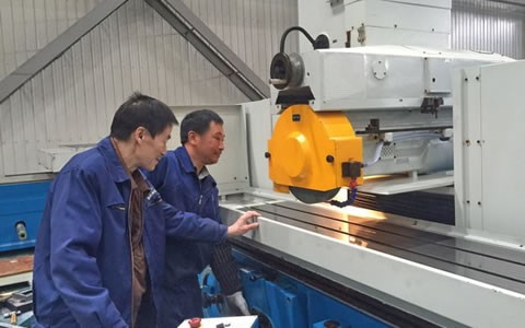 杭機(jī)股份首(shou)季出口(kou)機床實(shi)現開門(men)紅