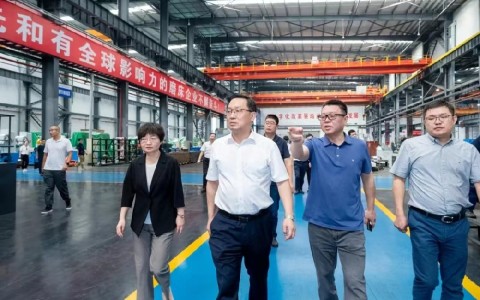 金華市(shì)委書記朱(zhu)重烈調研(yán)杭機股份(fèn)